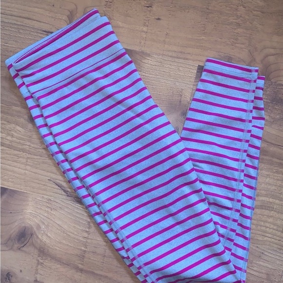 Under Armour Heat Gear Leggings - Picture 1 of 4